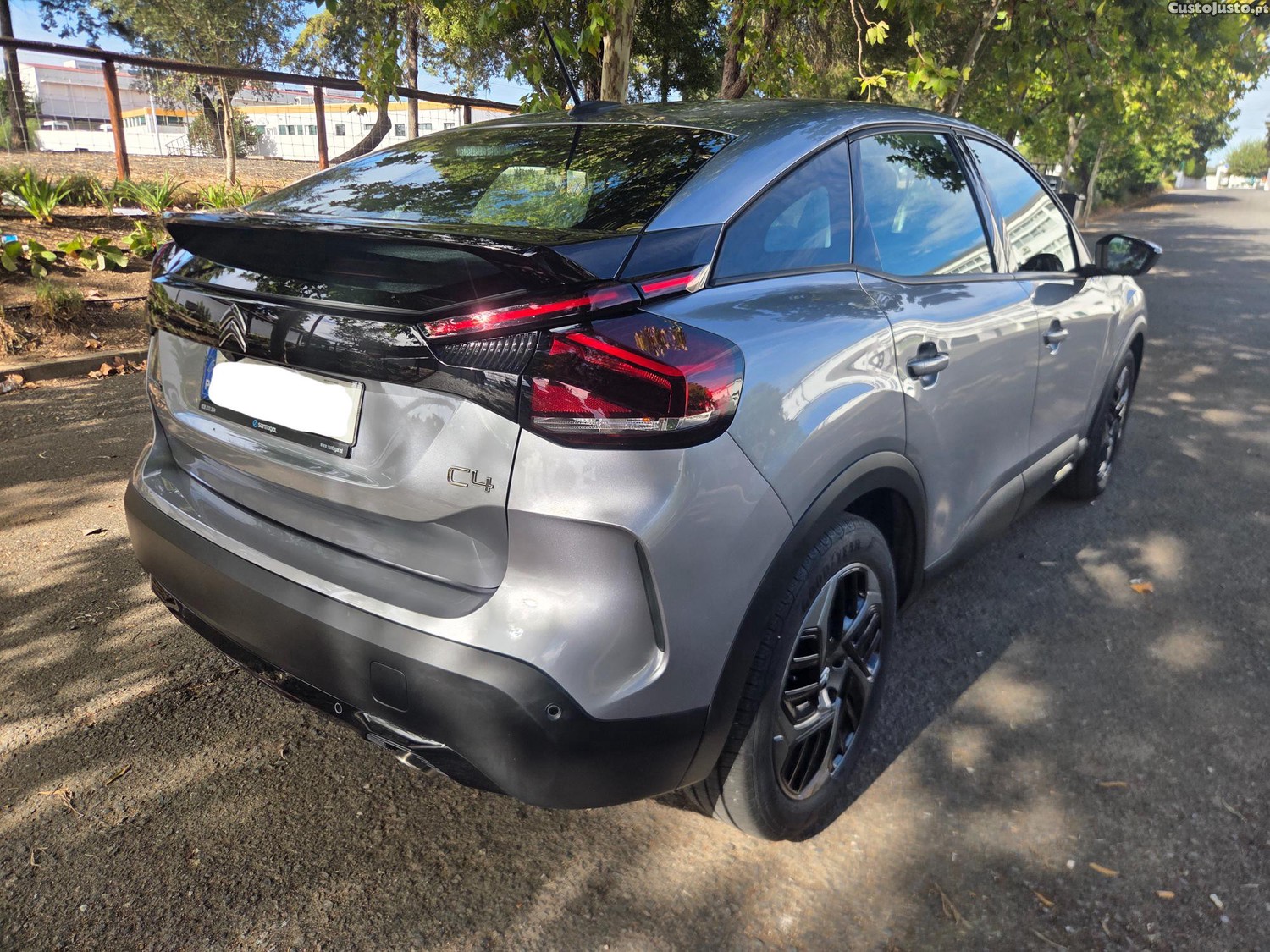 Citroën C4 1.5 BlueHDi 131cv - 24 — photo 4