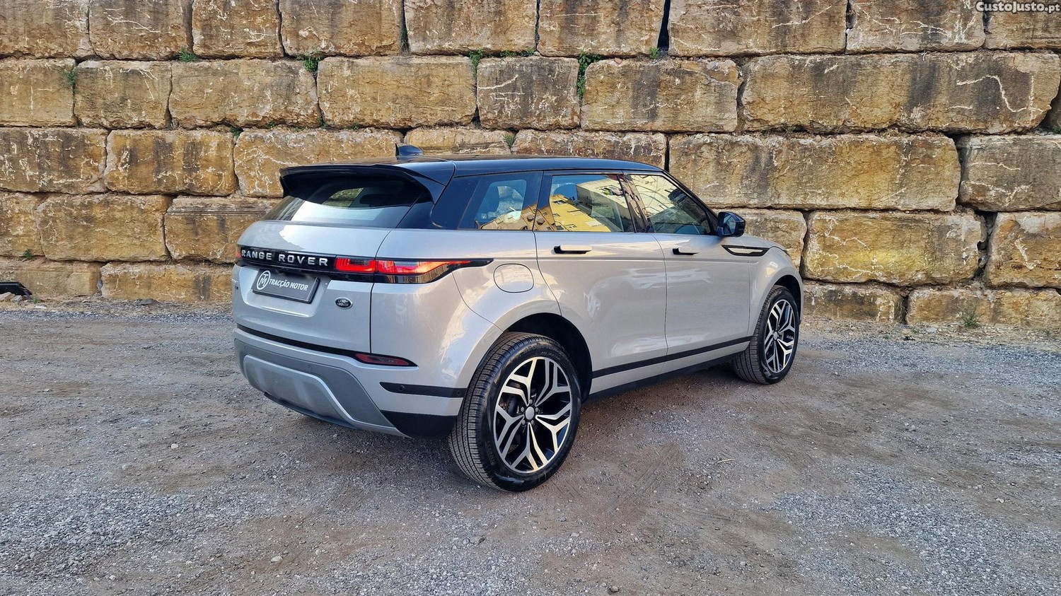 Land Rover Evoque 1.5 P300e AWD Nolita Edition Auto — fotografia 24