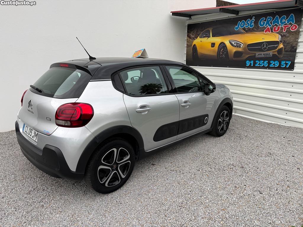 Citroën C3 1.2Vti Shine 90.000km 08/2017 - 17 — photo 4
