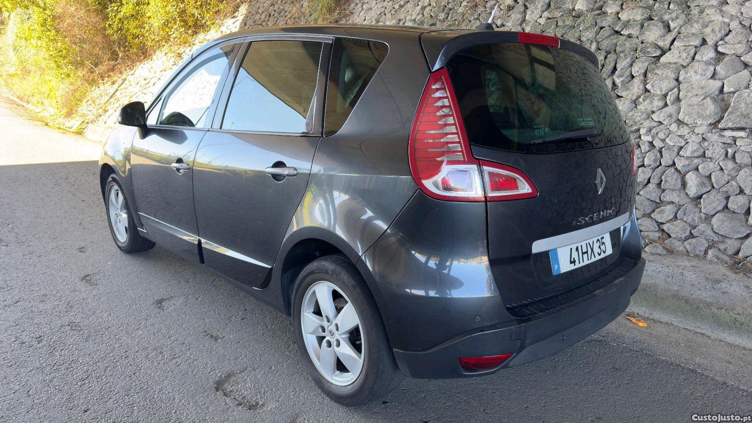 Renault Scénic 1.5 DCI - 09 — photo 4