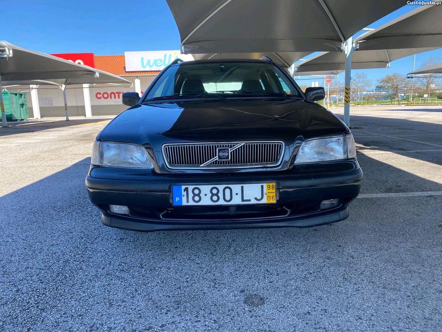 Volvo V40 1.6i 16V - 98 — photo 5