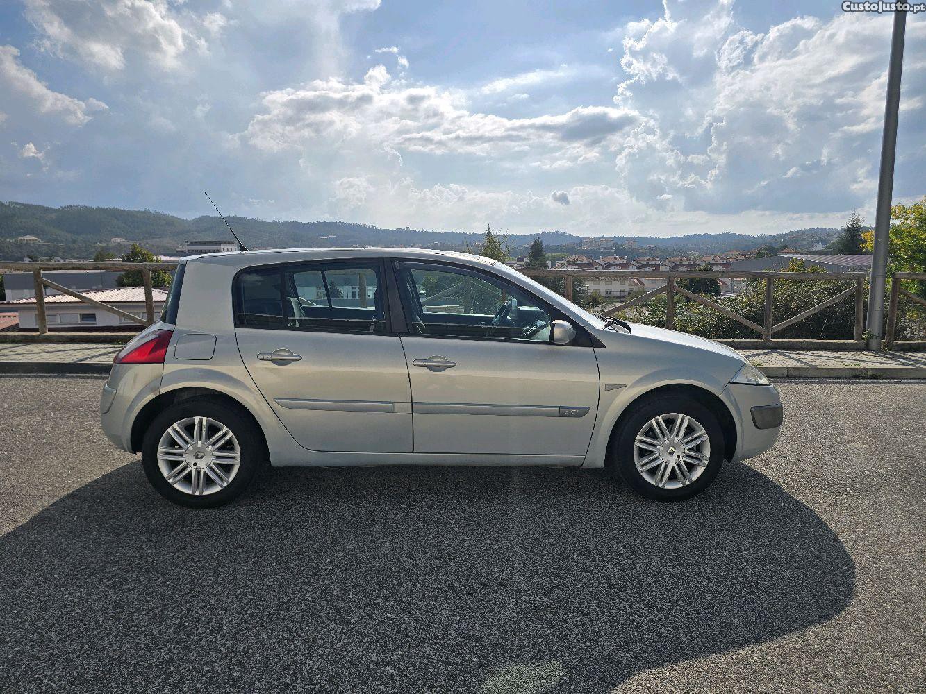 Renault Mégane 1.5 DCI 5 Lugares — photo 5