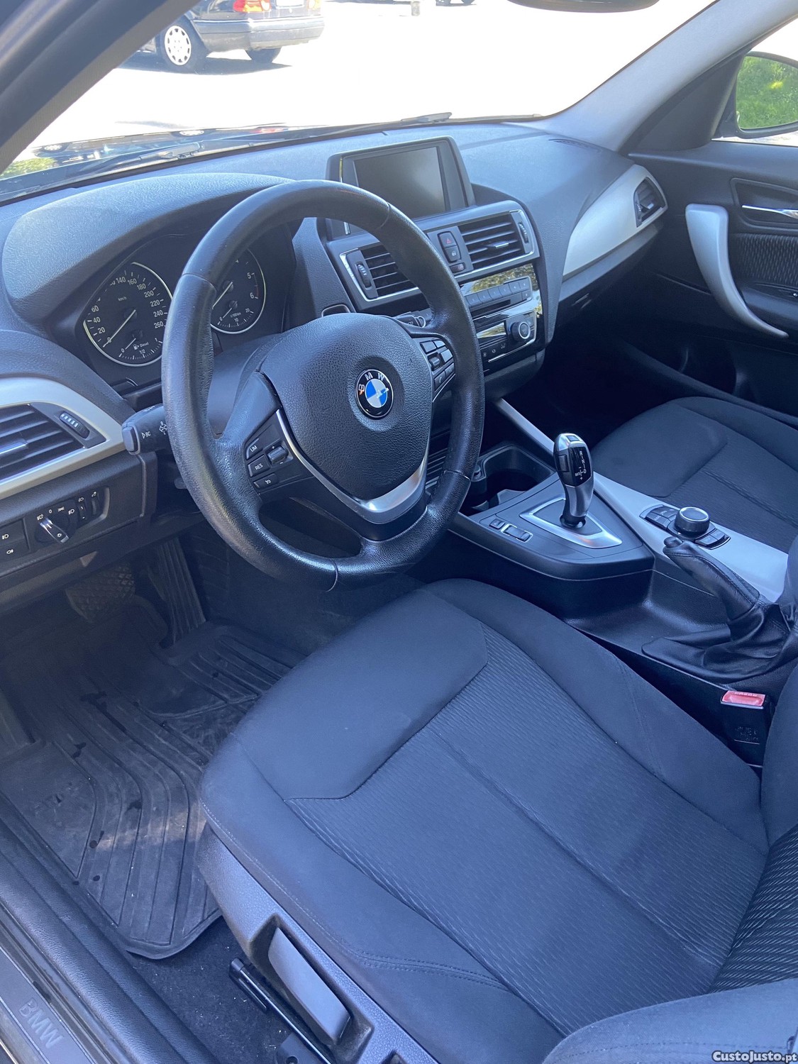 BMW 116 116D AUT ADVANTAGE - 17 — photo 5