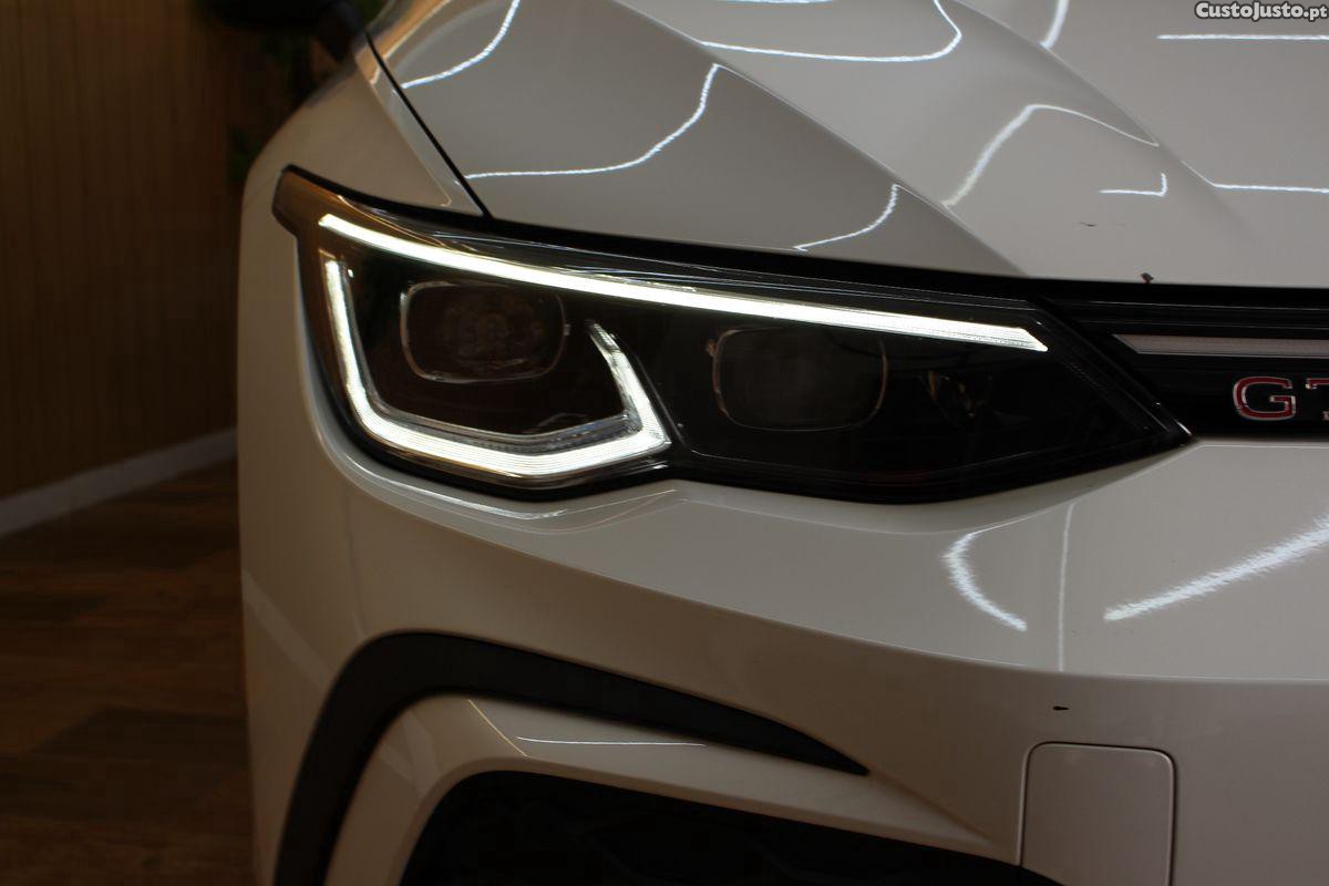 Volkswagen Golf 2.0 TSI GTI DSG — fotografia 13