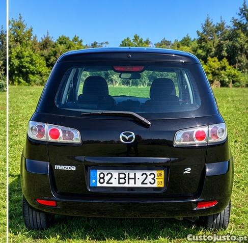 Mazda 2 DY-2 - 06 — photo 2
