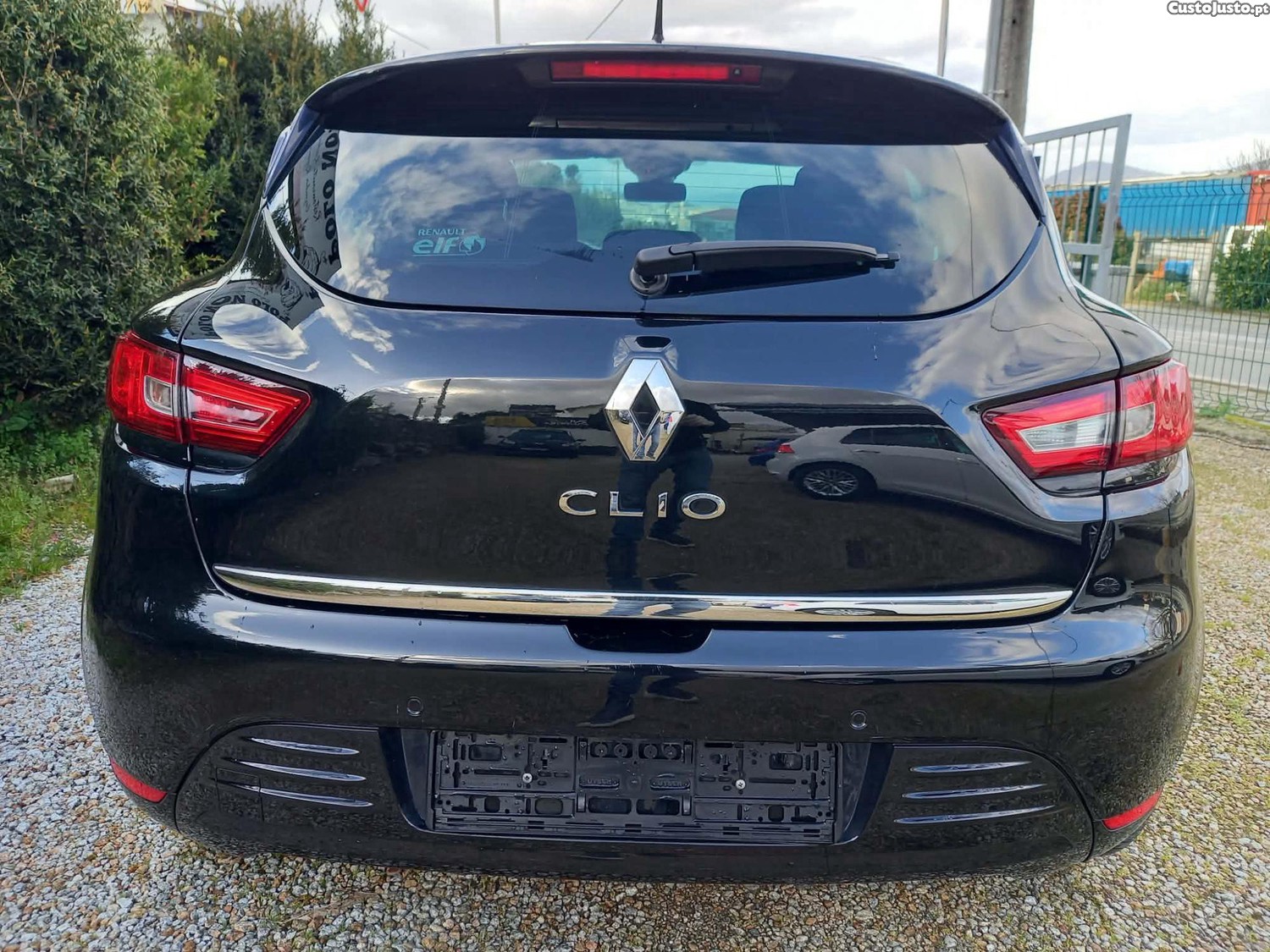 Renault Clio 1.2 Limited - 17 — photo 5