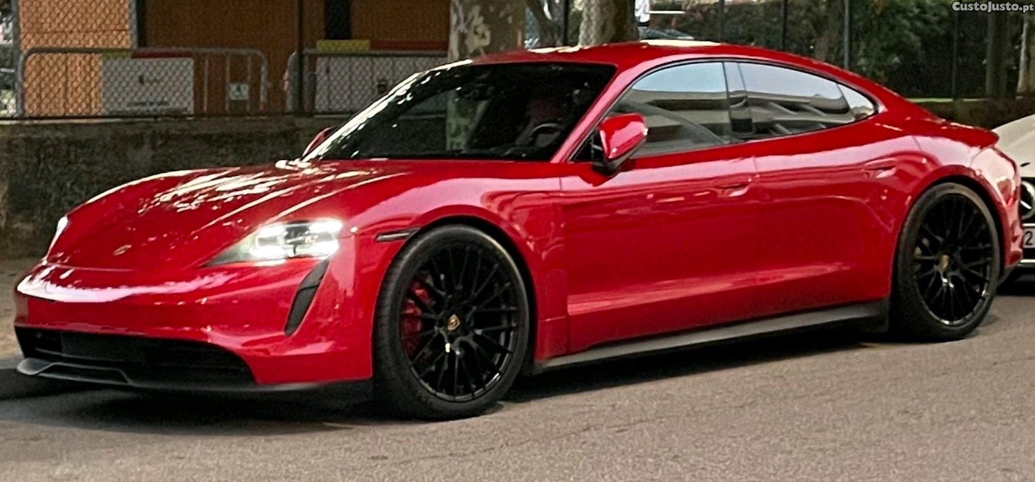 Porsche Taycan 4S 550cv - 20 — photo 5
