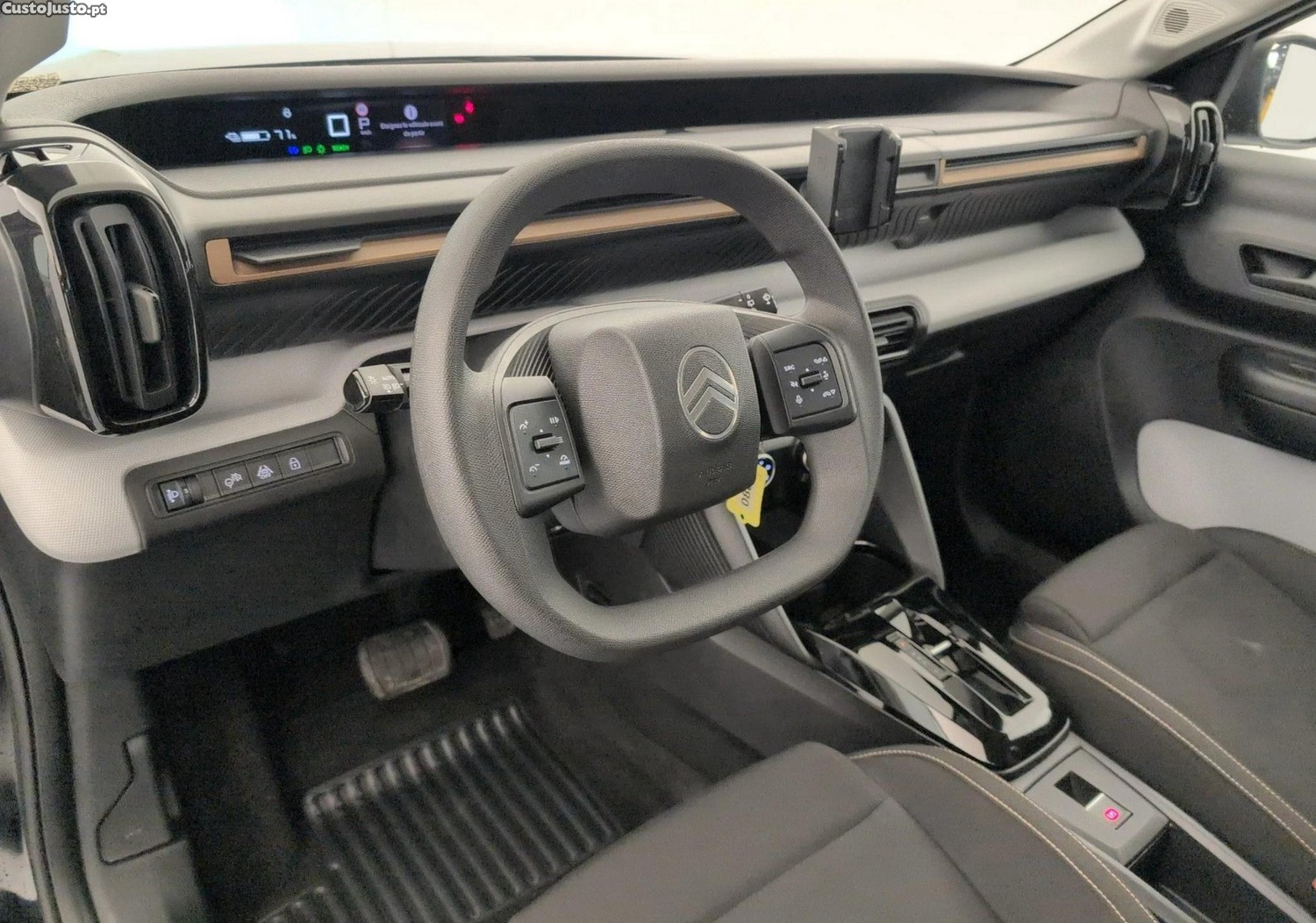 Citroën e-C3 Aircross 44 kWh Autonomia Conforto You - 25 — photo 3