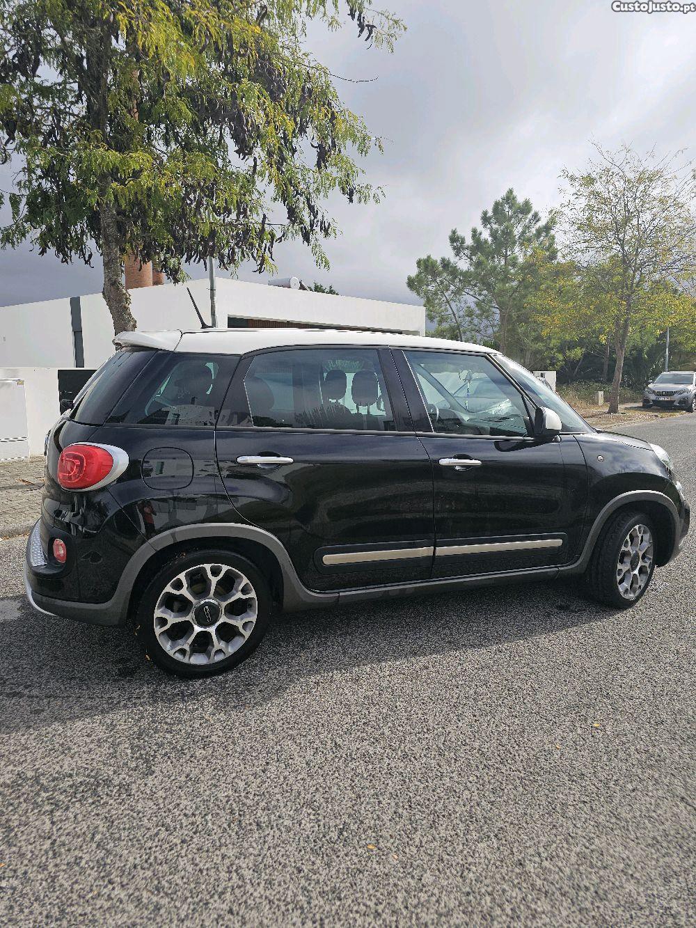 Fiat 500L Trekking - 15 — photo 5