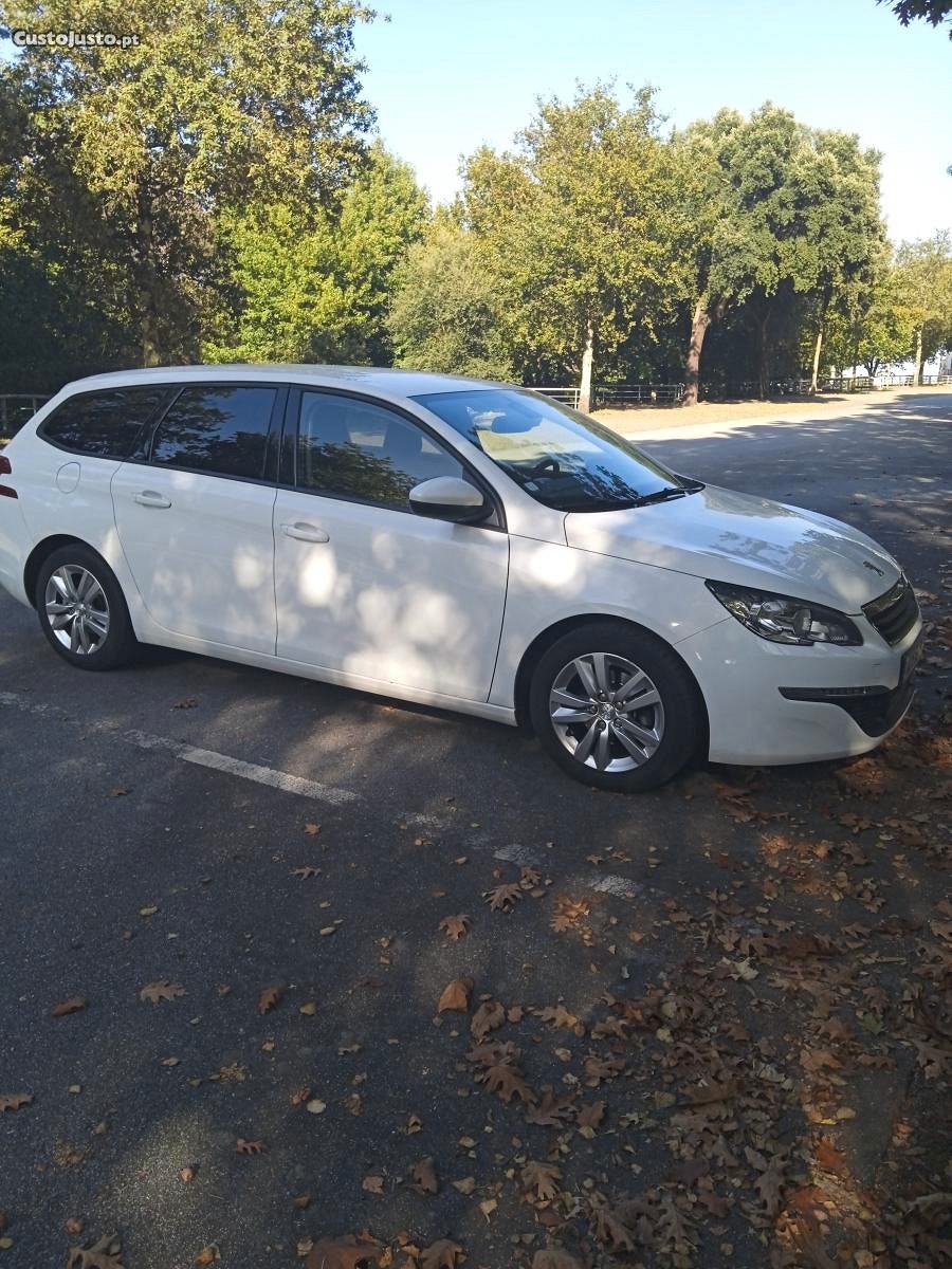 Peugeot 308 Break hdi — fotografia 4