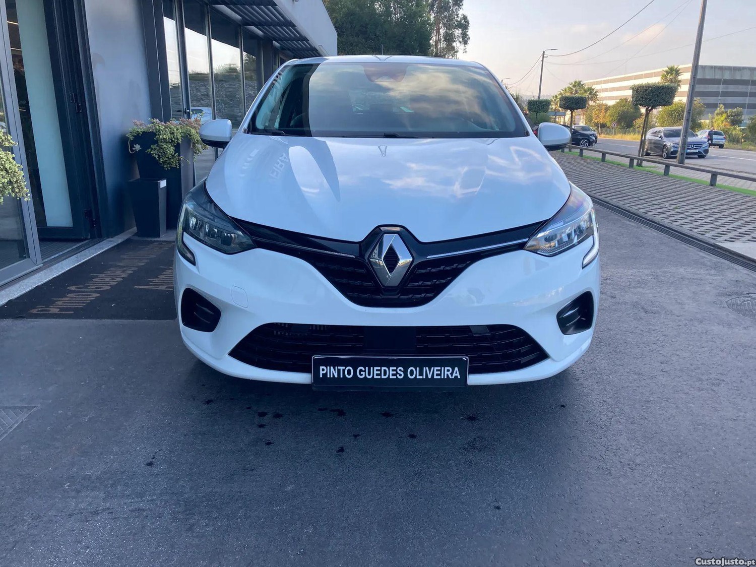 Renault Clio TCe 100 BUSINESS EDI - 20 — photo 2