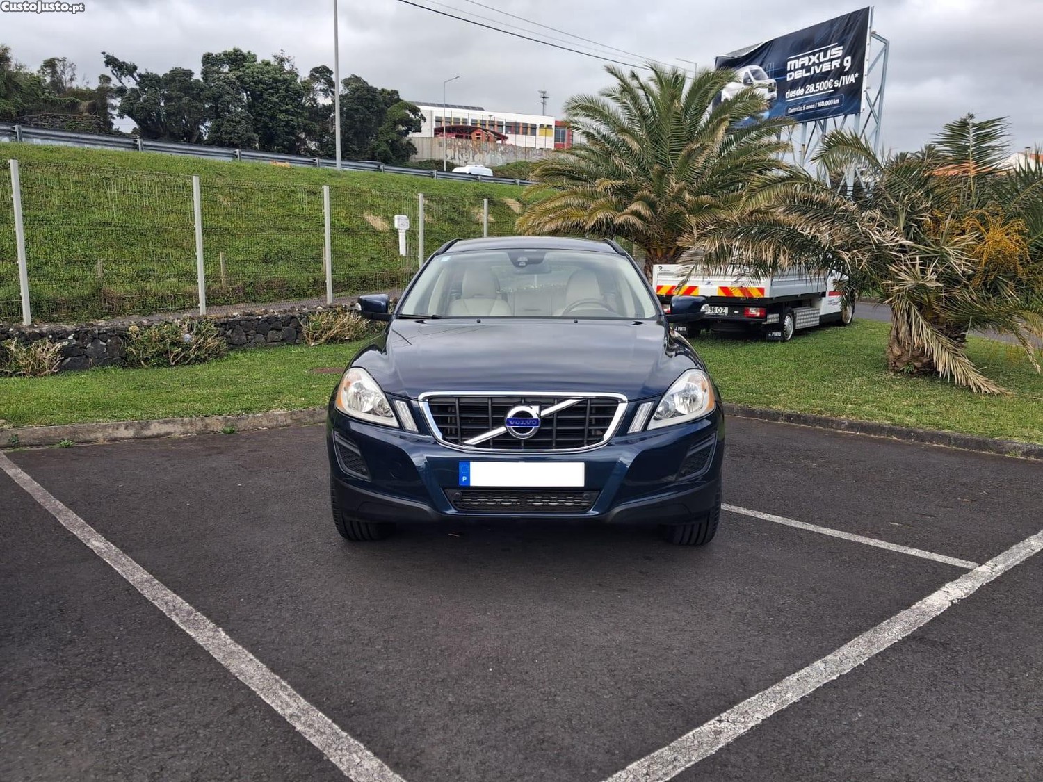 Volvo XC60 D4 2.0 - 163CV - 2013 - 13 — photo 2
