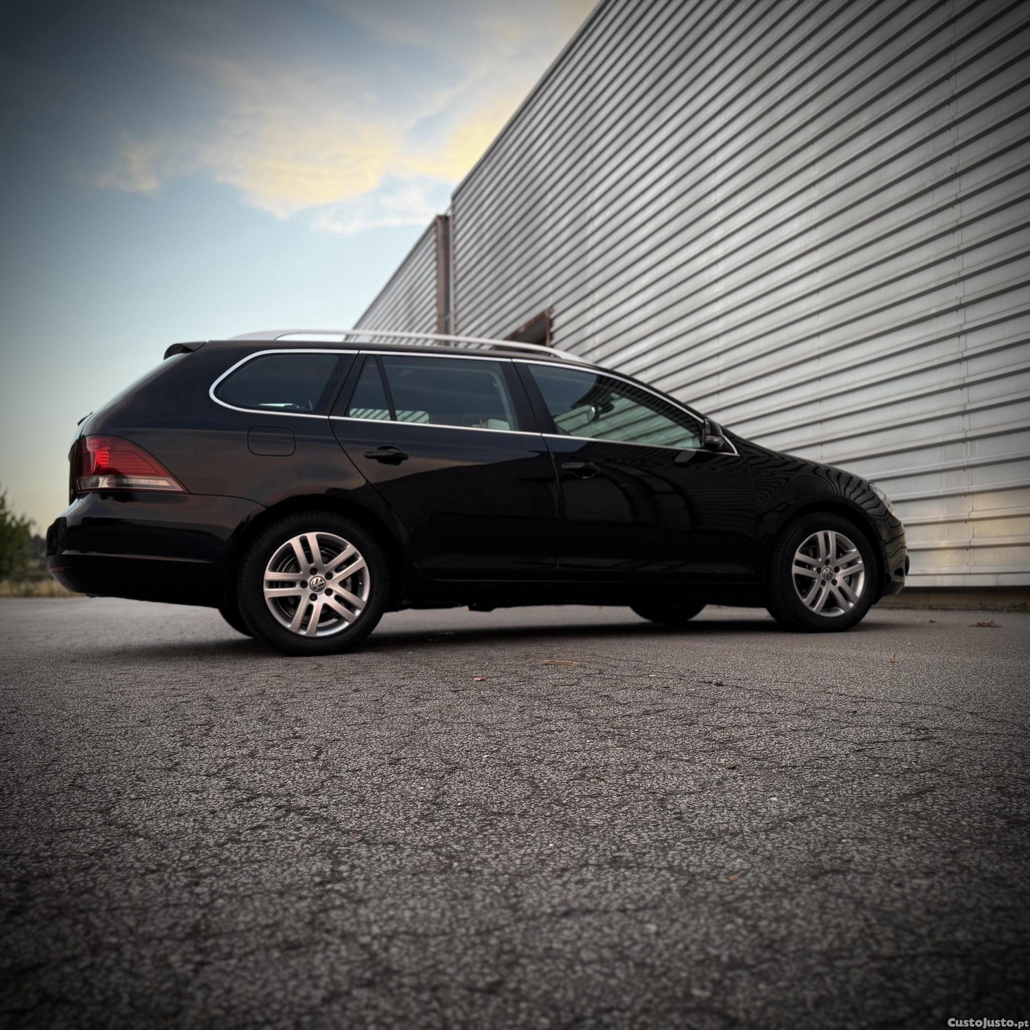 Volkswagen Golf 1.6 TDI Variant Highline — fotografia 6