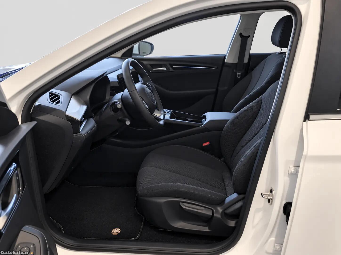 MG  51 kWh Comfort - 24 — photo 5
