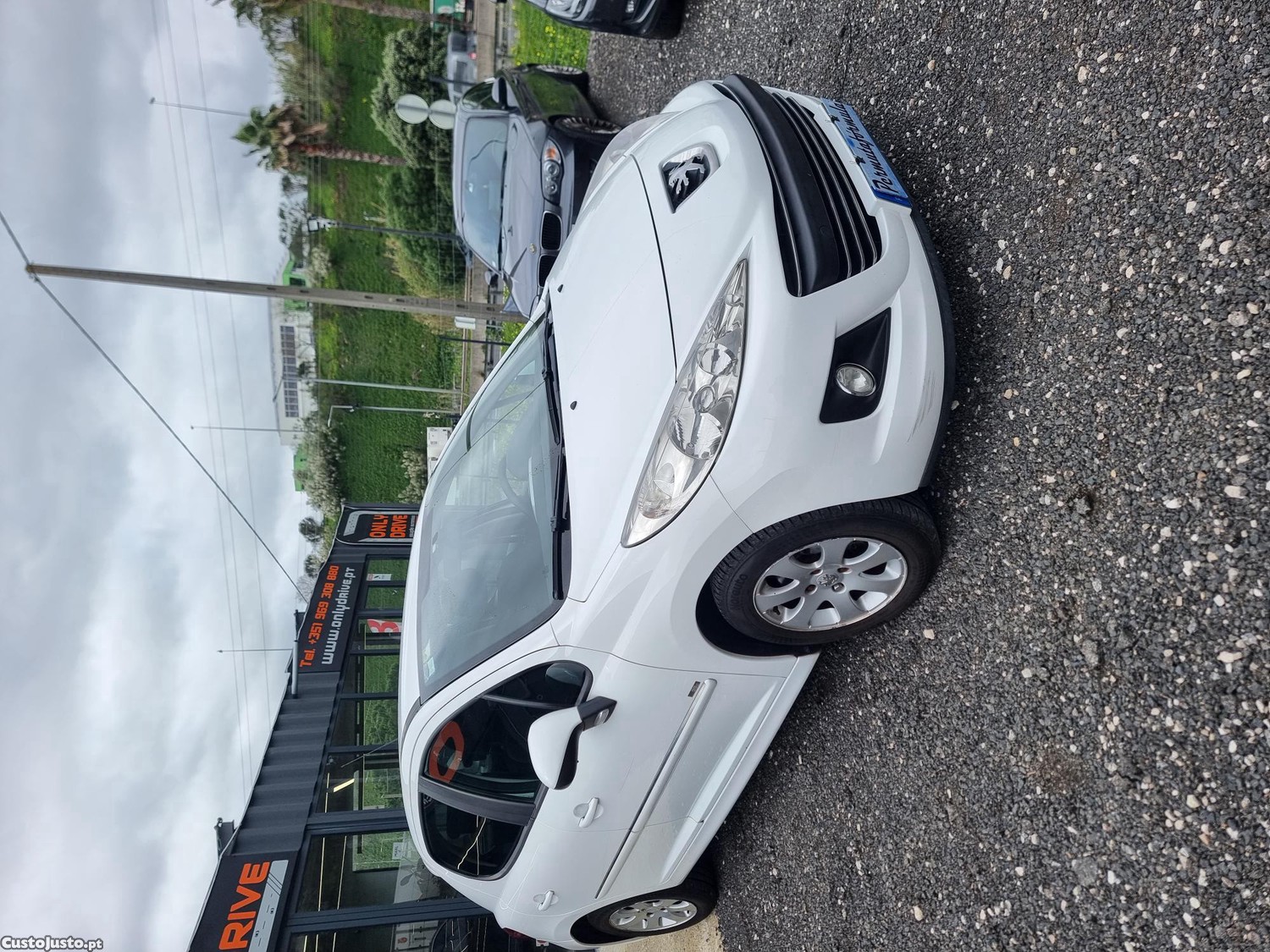 Peugeot 207 1.6 HDI — fotografia 10