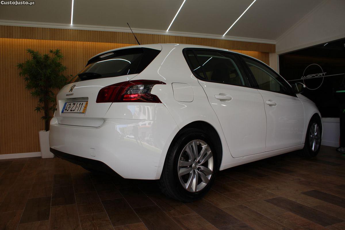 Peugeot 308 1.5 BlueHDi Active Pack — fotografia 12