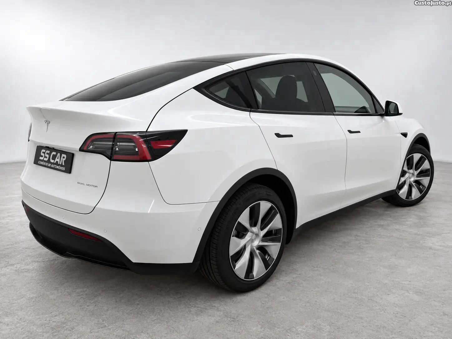 Tesla Model Y Long Range Dual Motor AWD - 22 — photo 2