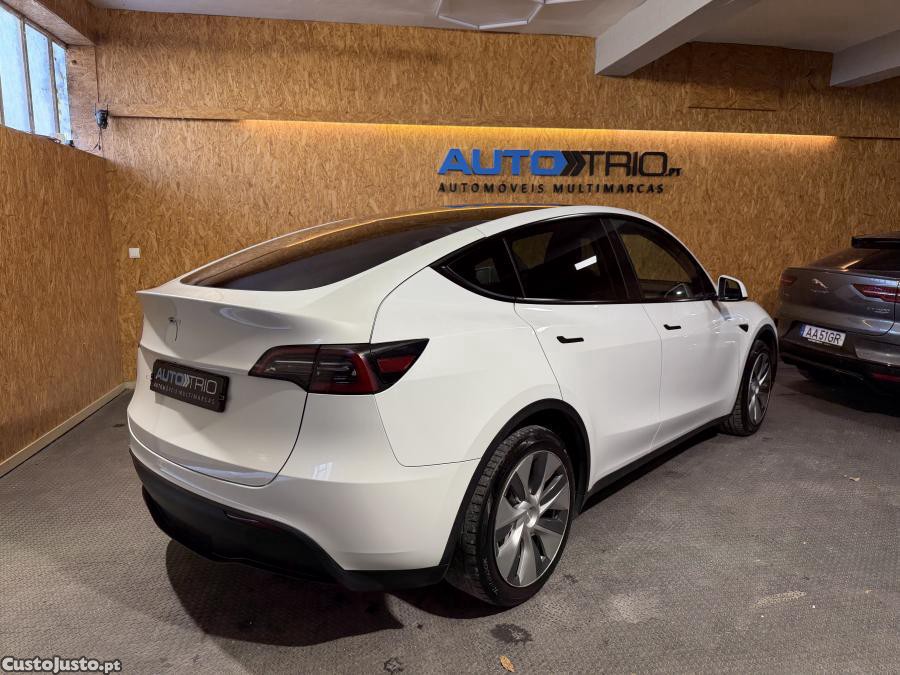 Tesla Model Y Tração Traseira - 23 — photo 3