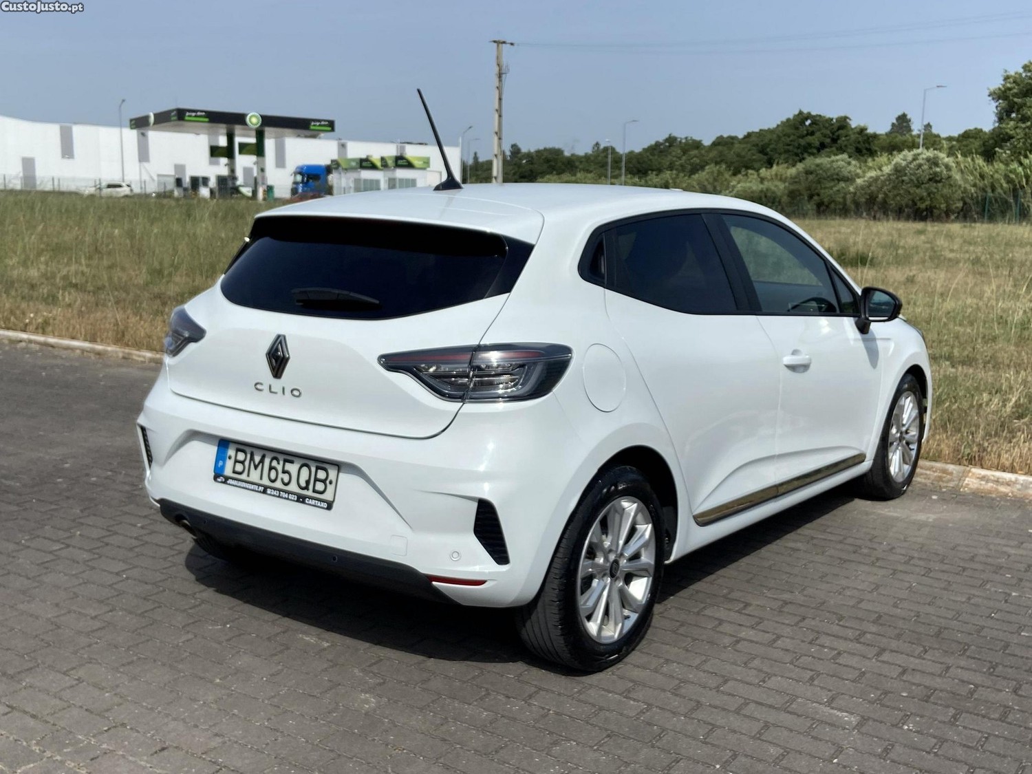 Renault Clio 1.0 TCe Evolution — fotografia 19