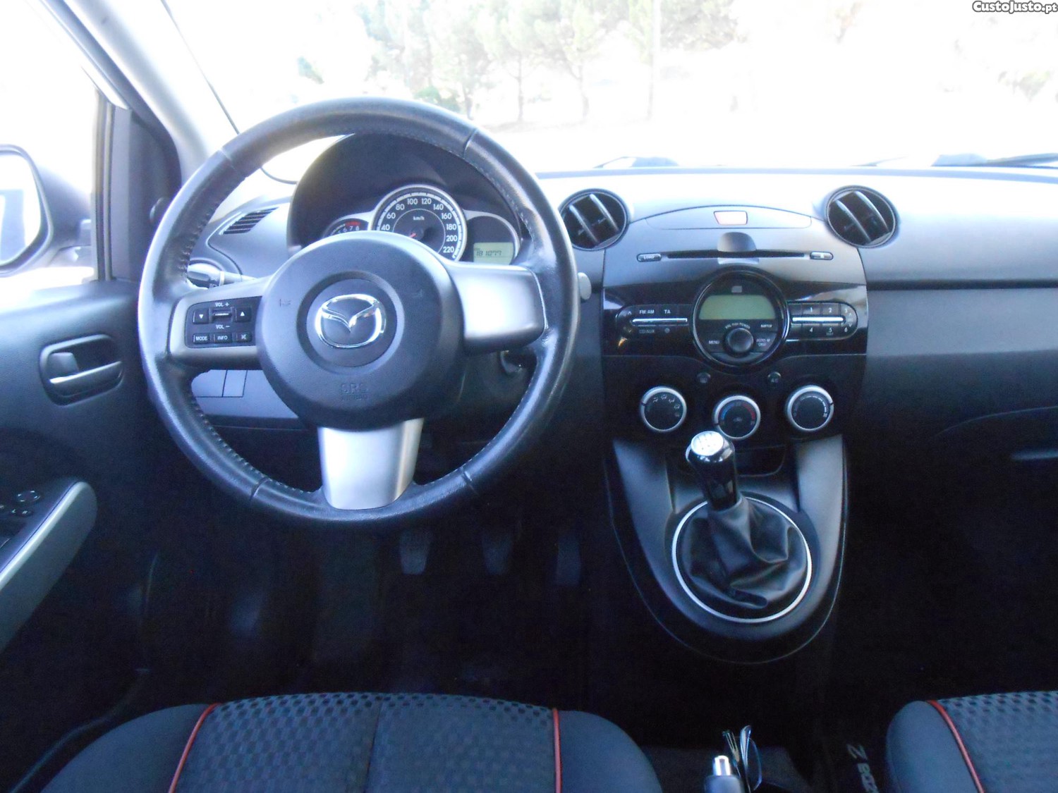 Mazda 2 1.3 MZR SPORT - 11 — photo 5