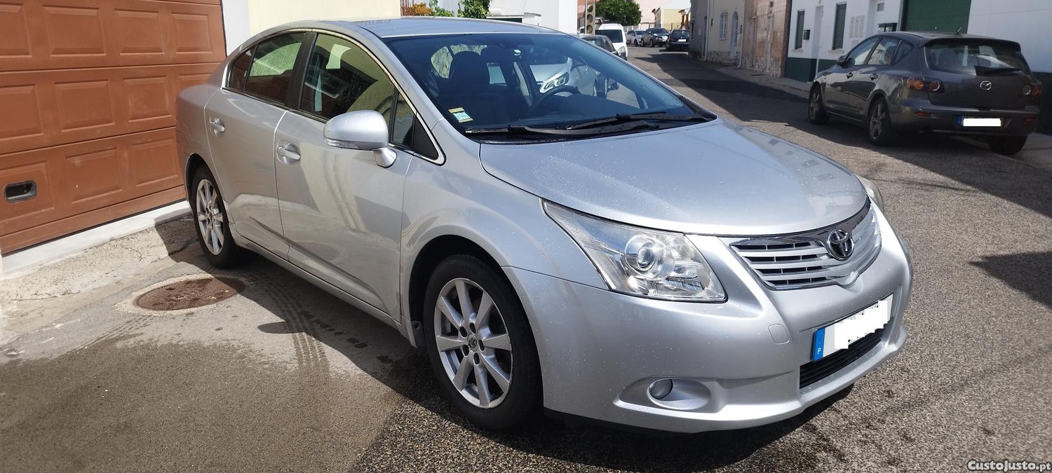 Toyota Avensis 2.0 D4D Exclusive 67000km unico dono — fotografia 10