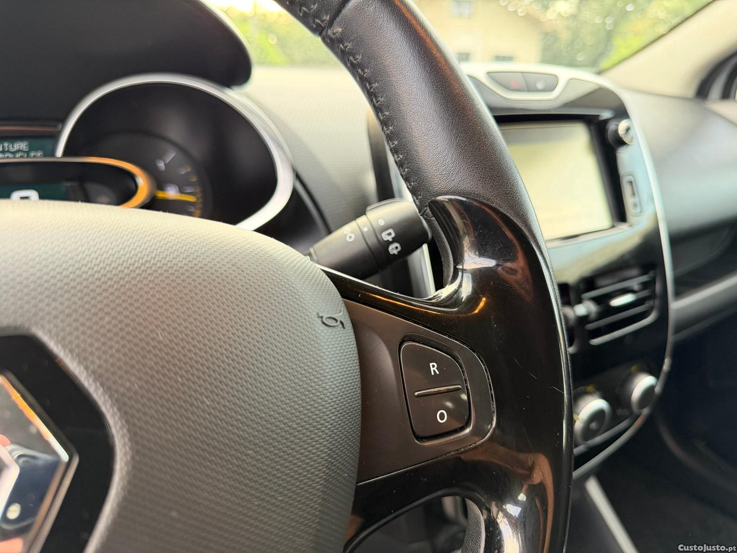 Renault Clio 1.5 dCi Dynamique S — fotografia 13