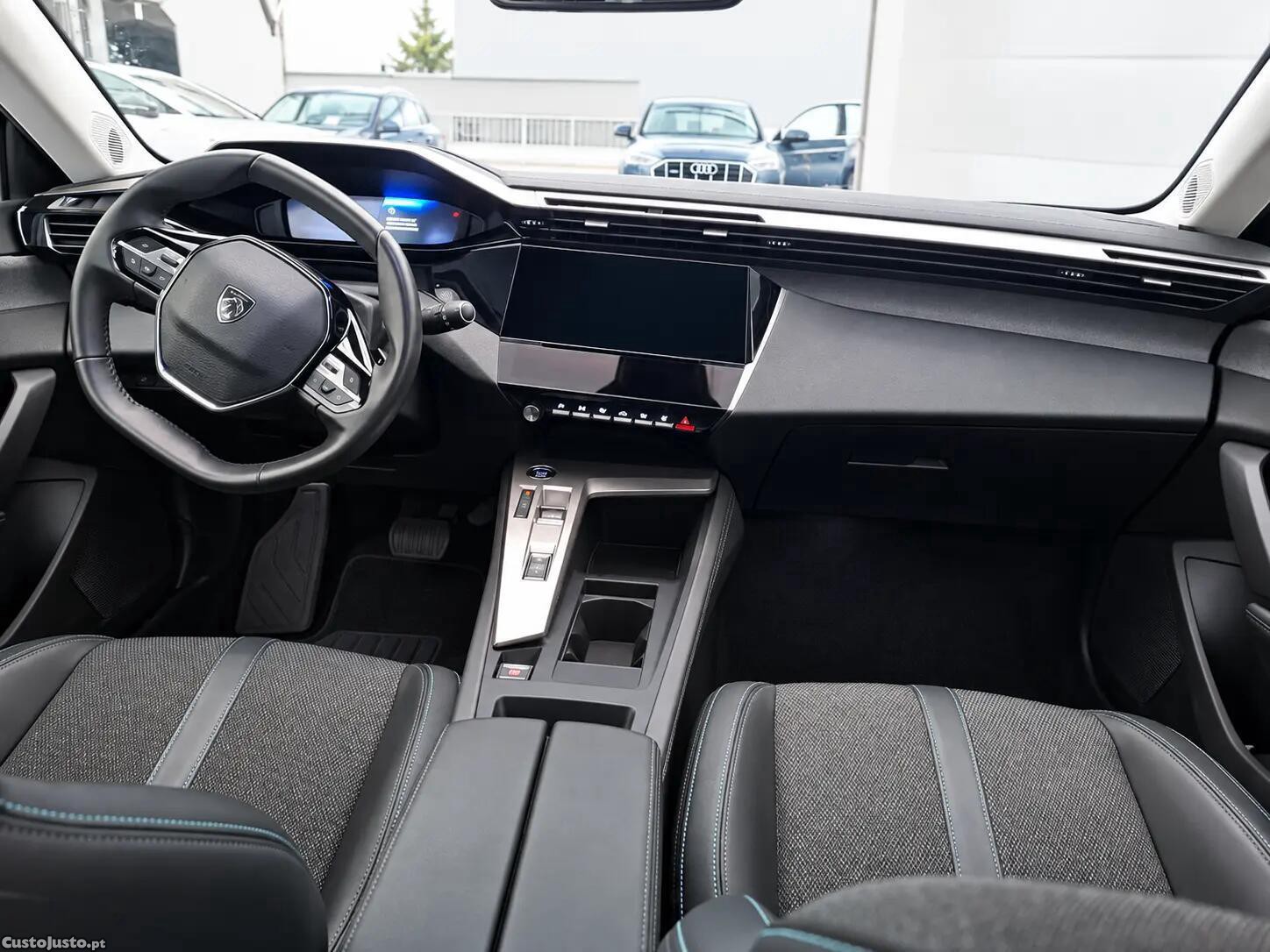 Peugeot 308 180 e-EAT8 Allure - 24 — photo 4