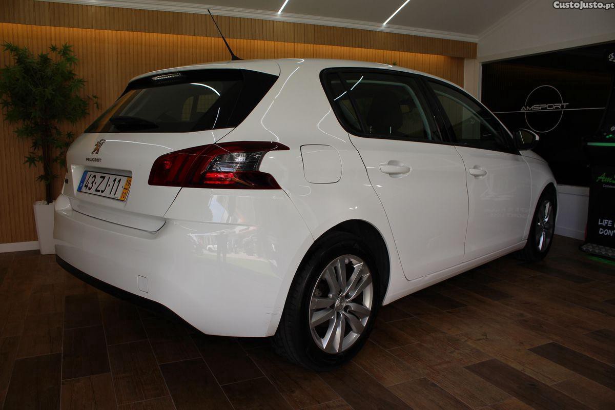 Peugeot 308 1.5 BlueHDi Active Pack — fotografia 11