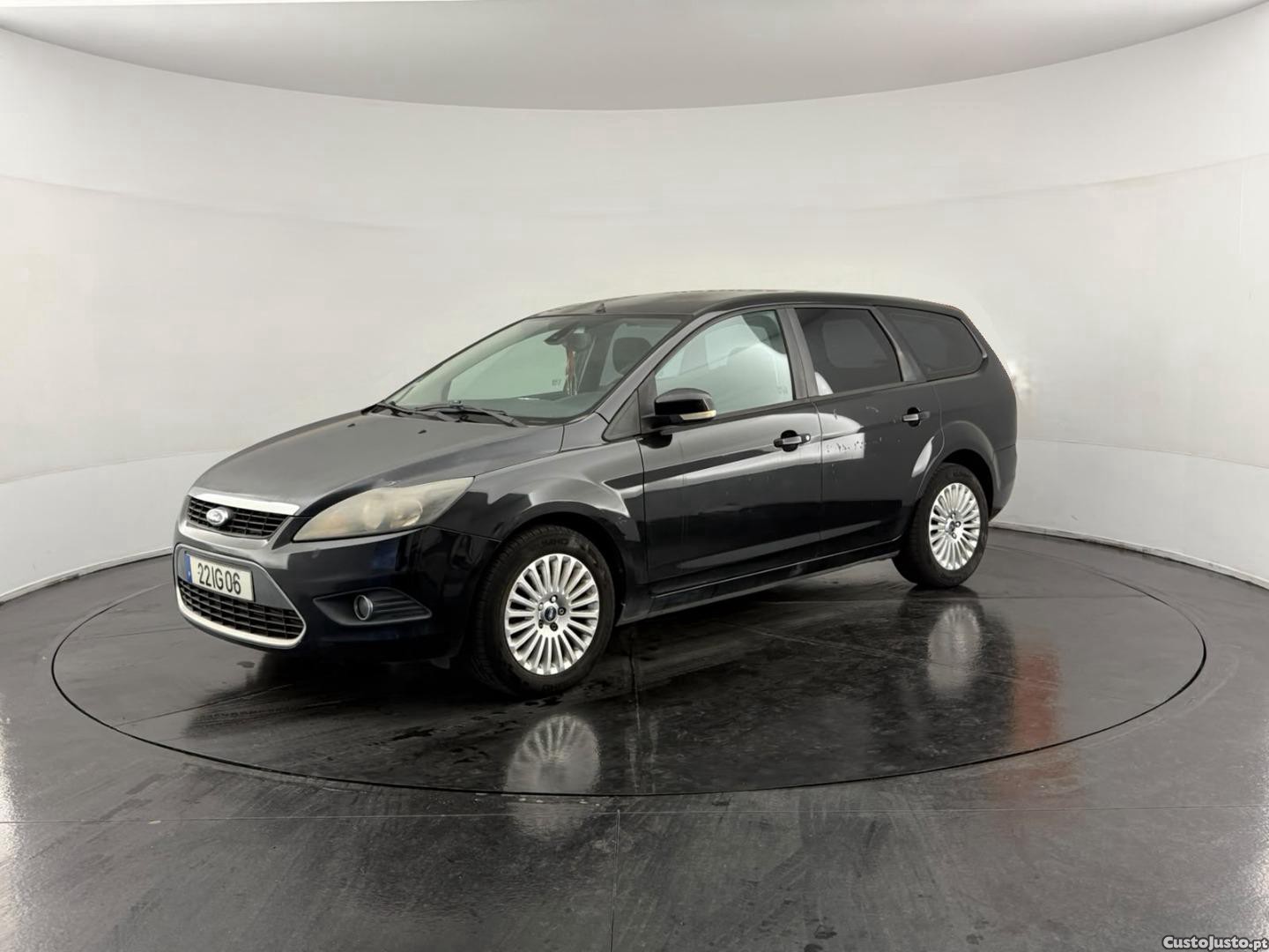 Ford Focus SW 1.6TDCI - 09 — photo 4