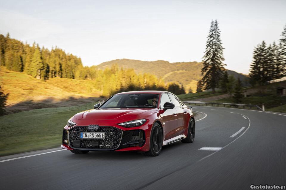 Audi RS5 Avant/Limousine — fotografia 2