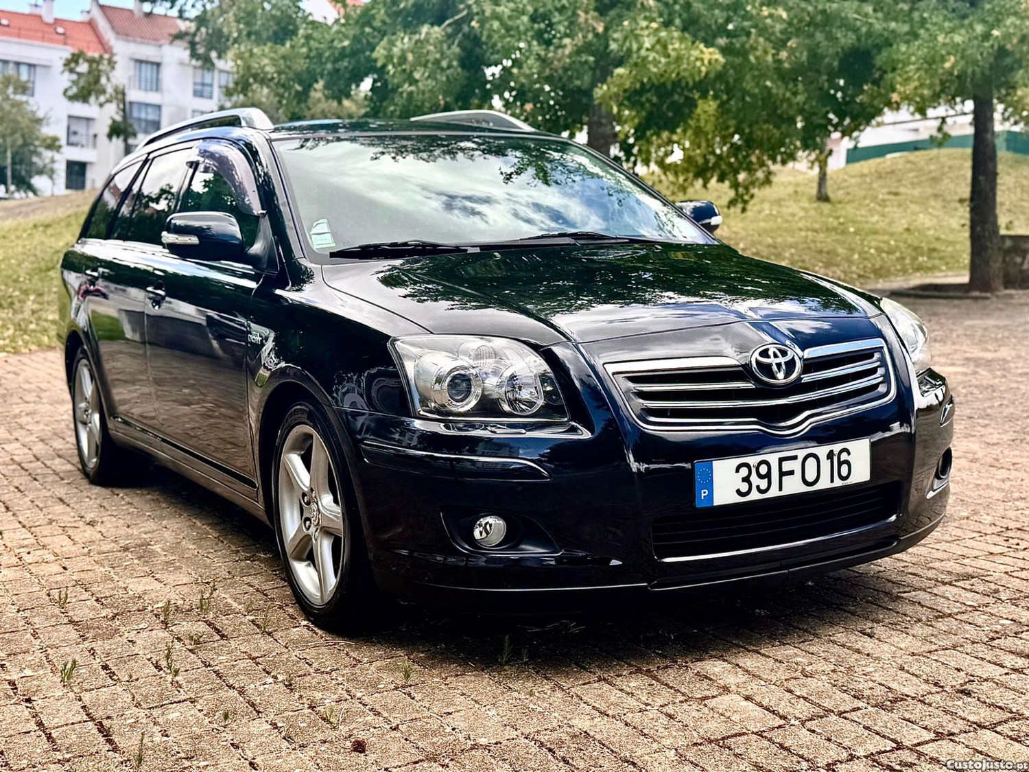 Toyota Avensis 2.2 D4D D-CAT - 08 — photo 2