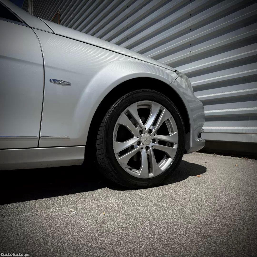 Mercedes-Benz C 200 Station cdi dpf (blueefficiency) avantgarde - 11 — photo 4