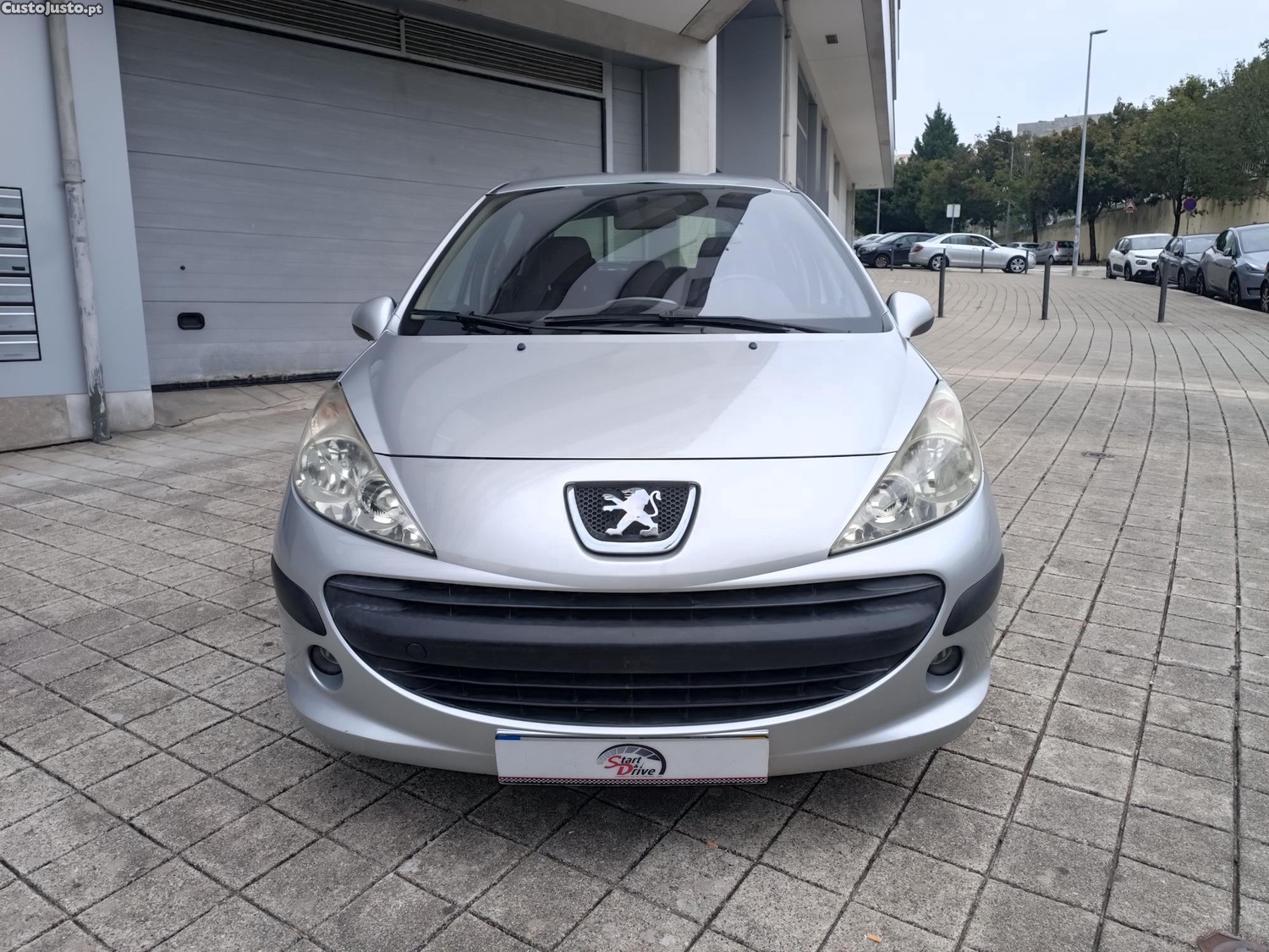 Peugeot 207 1.4 hdi 5portas 2006 iuc barato - 06 foto 3