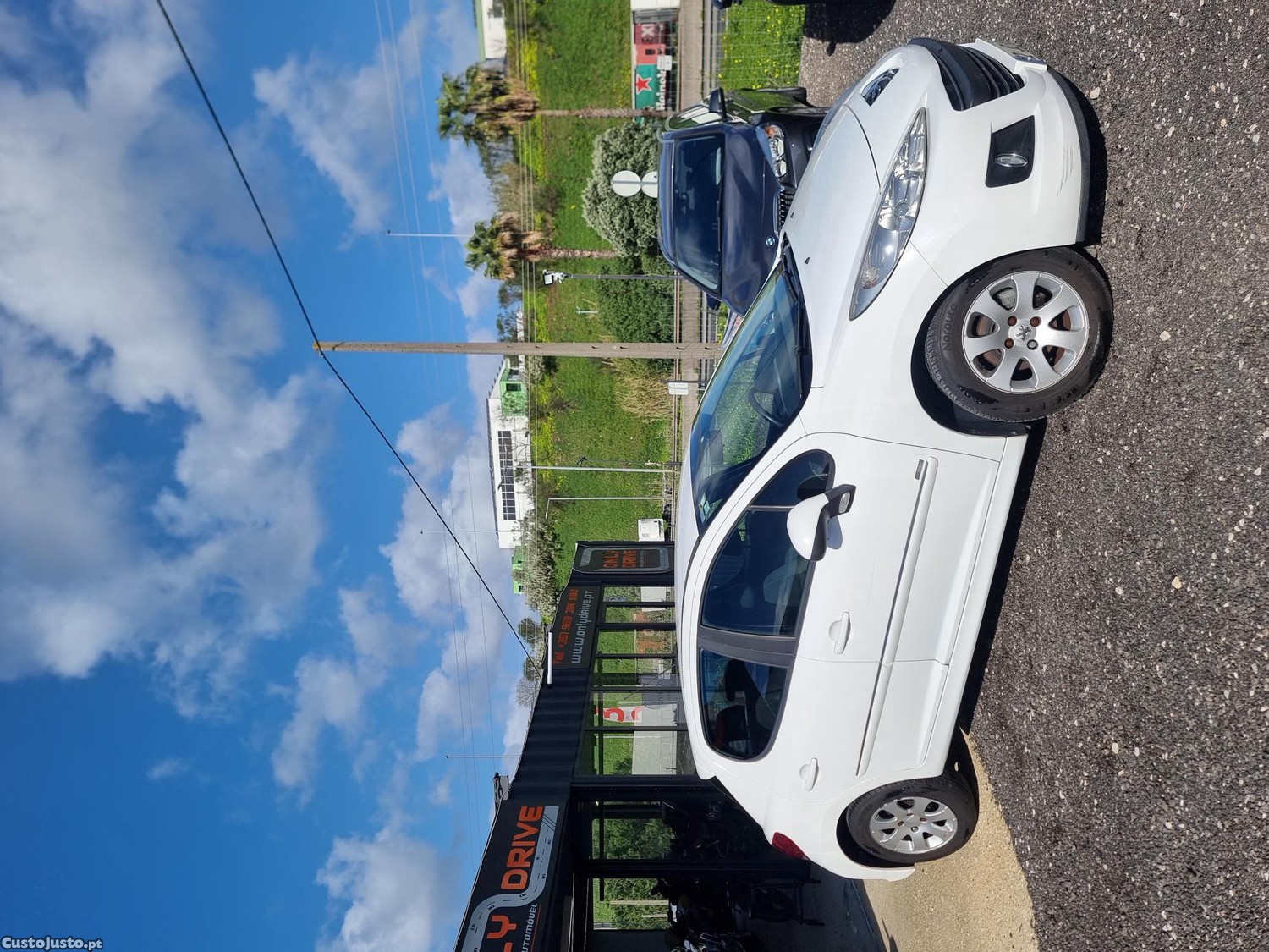 Peugeot 207 1.6 HDI — fotografia 7