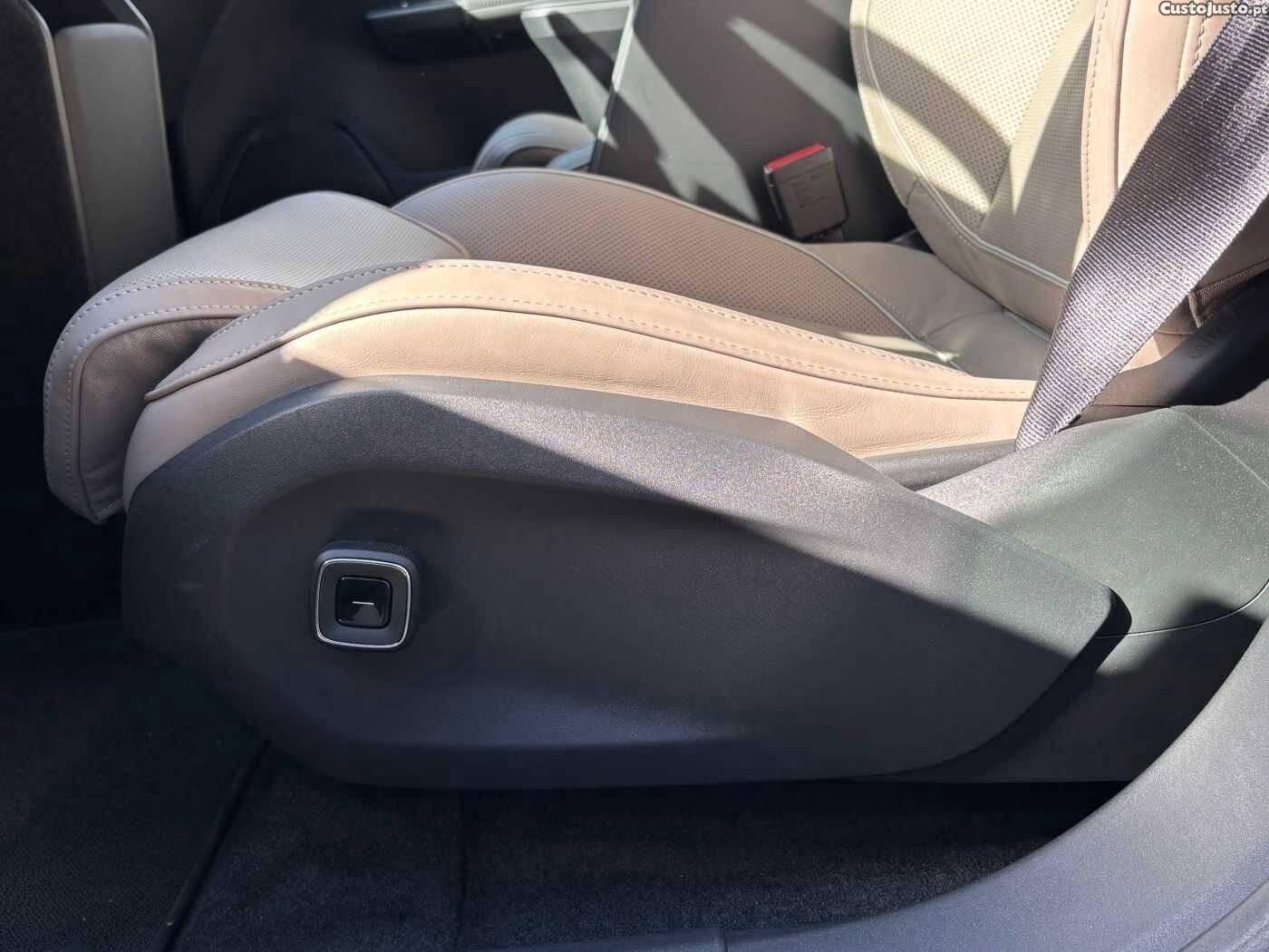 Volvo EX60 P10 AWD Ultra - 26 — photo 4