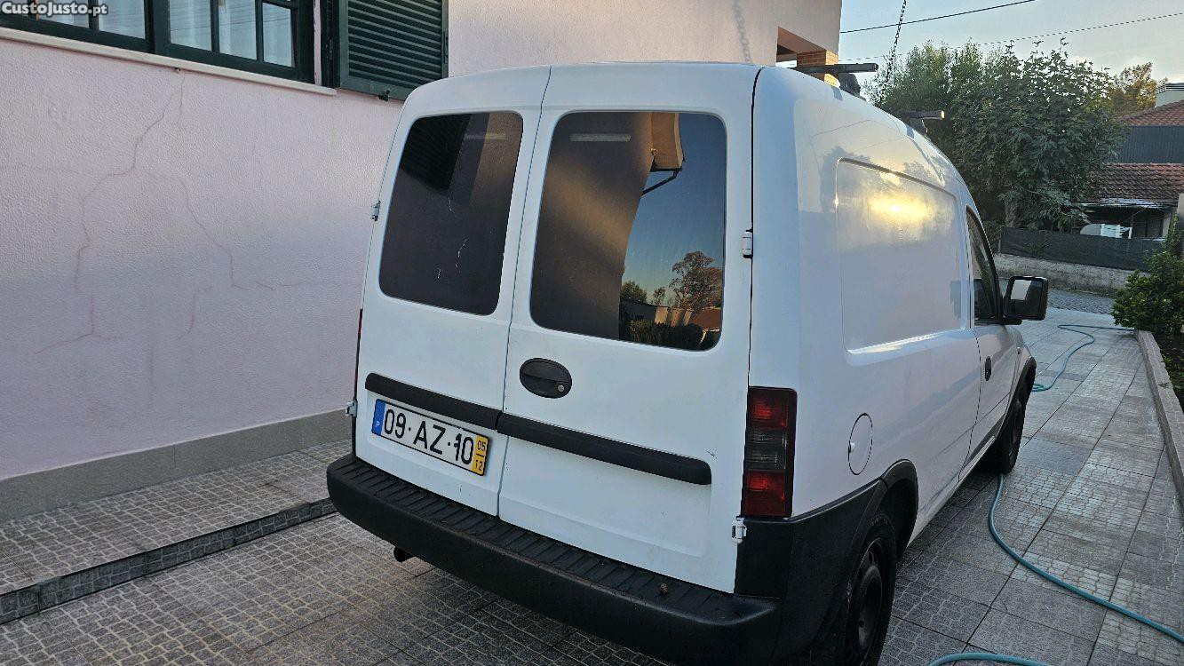Opel Combo 1.3 cdti - 05 — photo 2