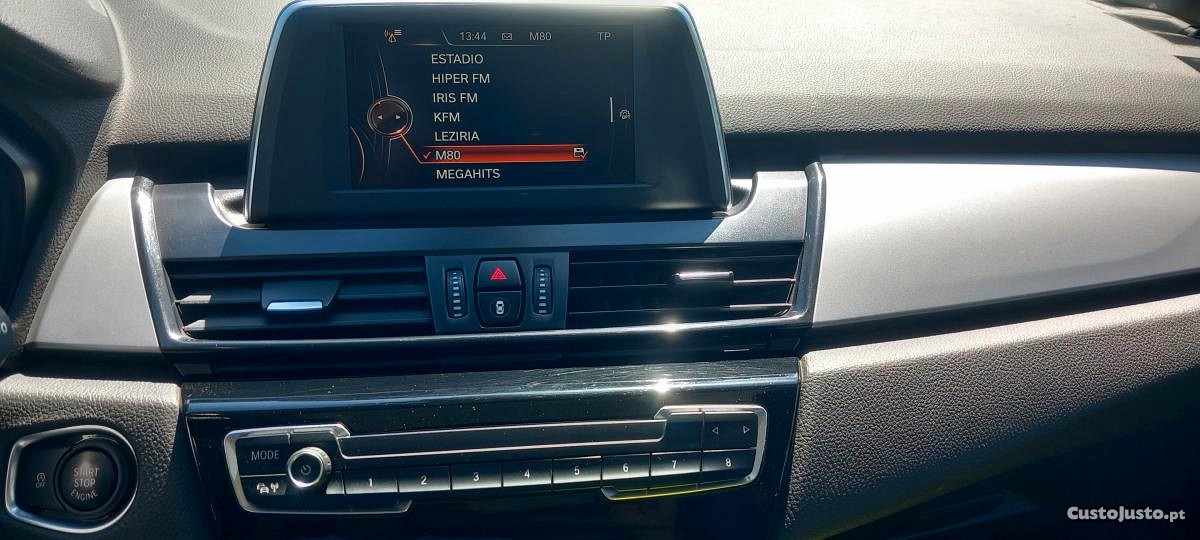 BMW 218 Active Tourer D — fotografia 7