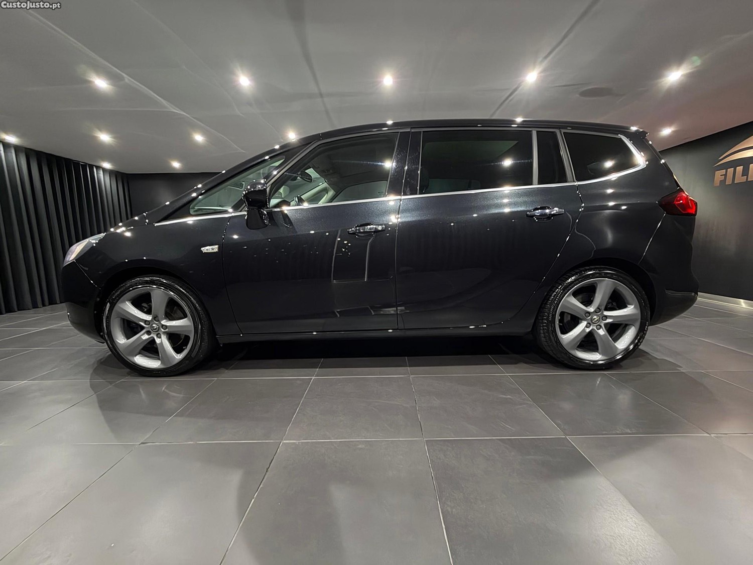 Opel Zafira 2.0 CDTi Executive - 13 — photo 4