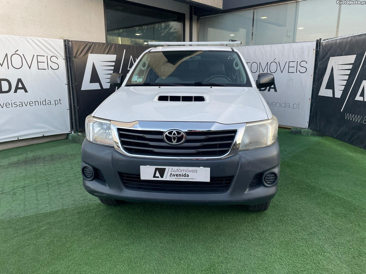 Toyota Hilux 2.5 D-4D 4WD CE - 13 — photo 3