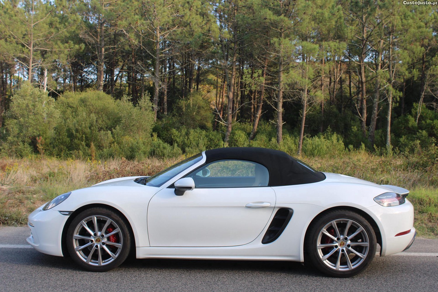 Porsche Boxster 718 2.0T PDK - 17 — photo 3