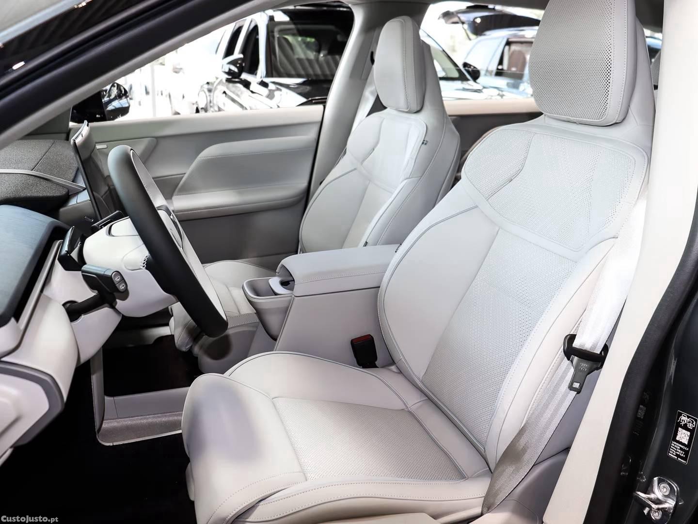 Volvo EX60 P10 AWD Ultra - 26 — photo 4