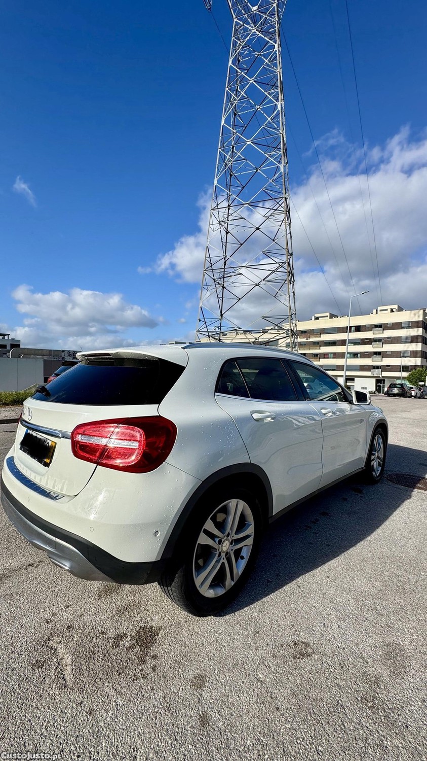 Mercedes-Benz GLA 200 Urban - 16 — photo 3