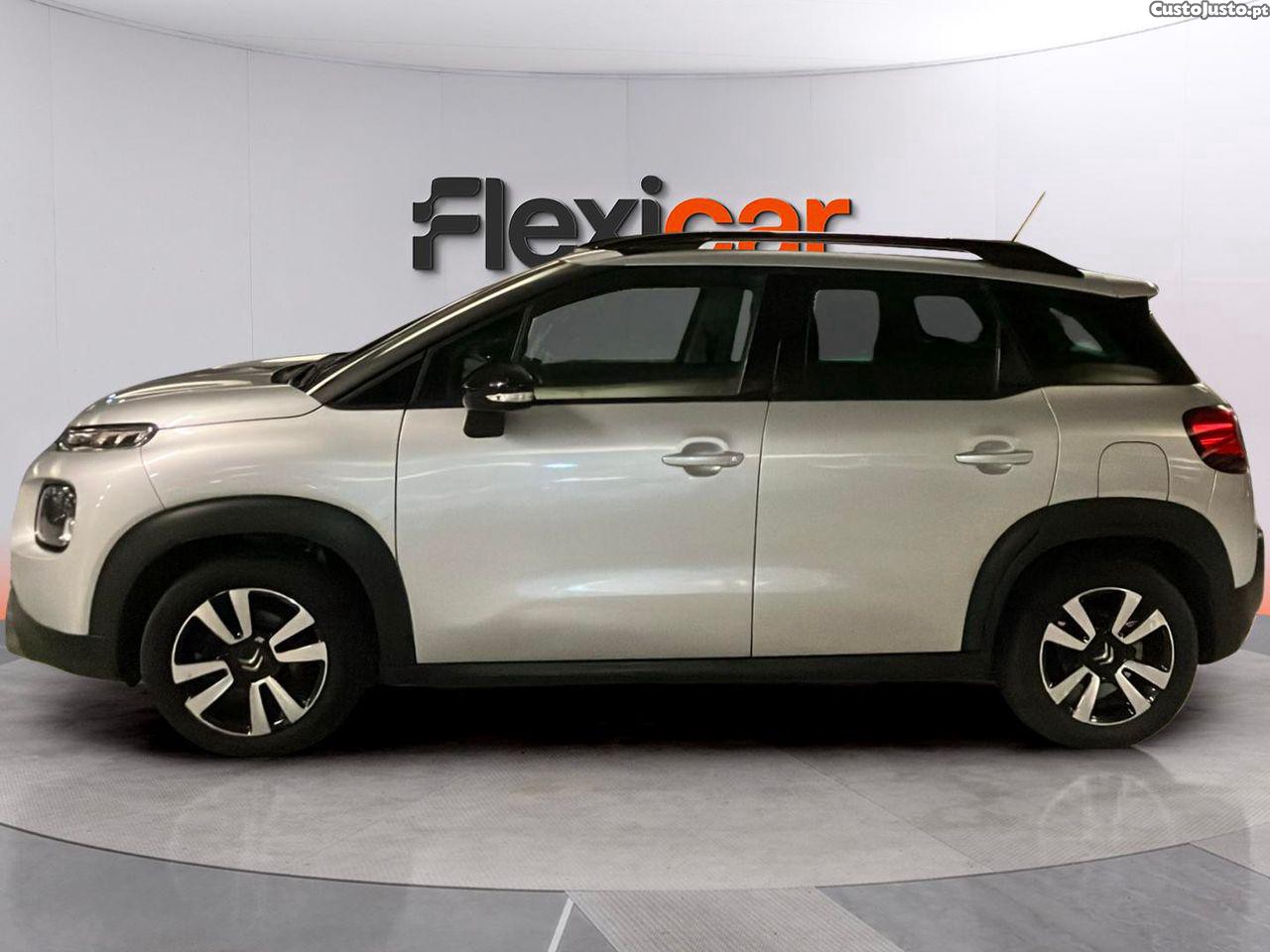 Citroën C3 1.2 PureTech Shine - 18 — photo 5