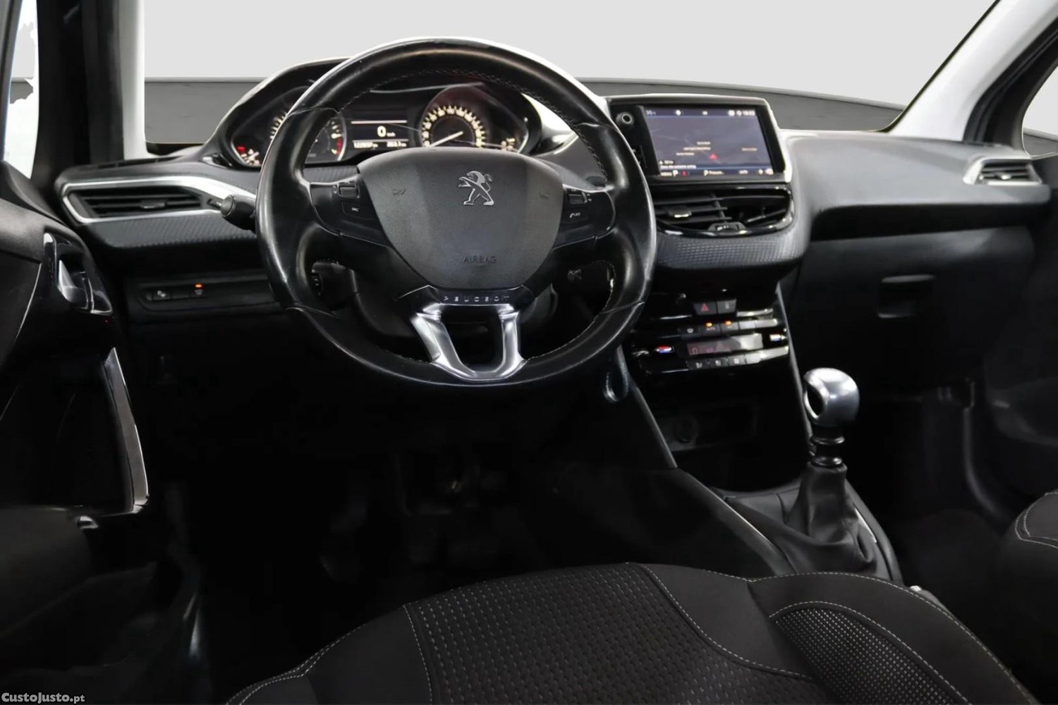 Peugeot 208 1.2 PureTech Allure - 18 — photo 4