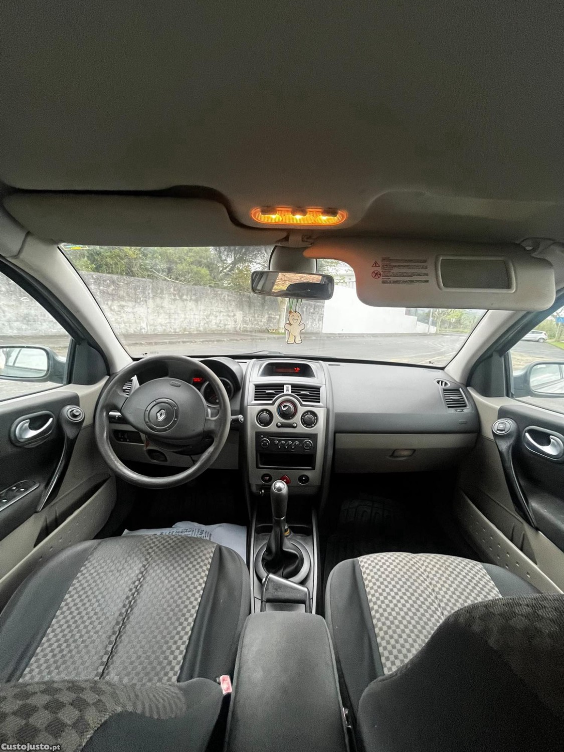 Renault Mégane 1.5 DCI - 05 — photo 5