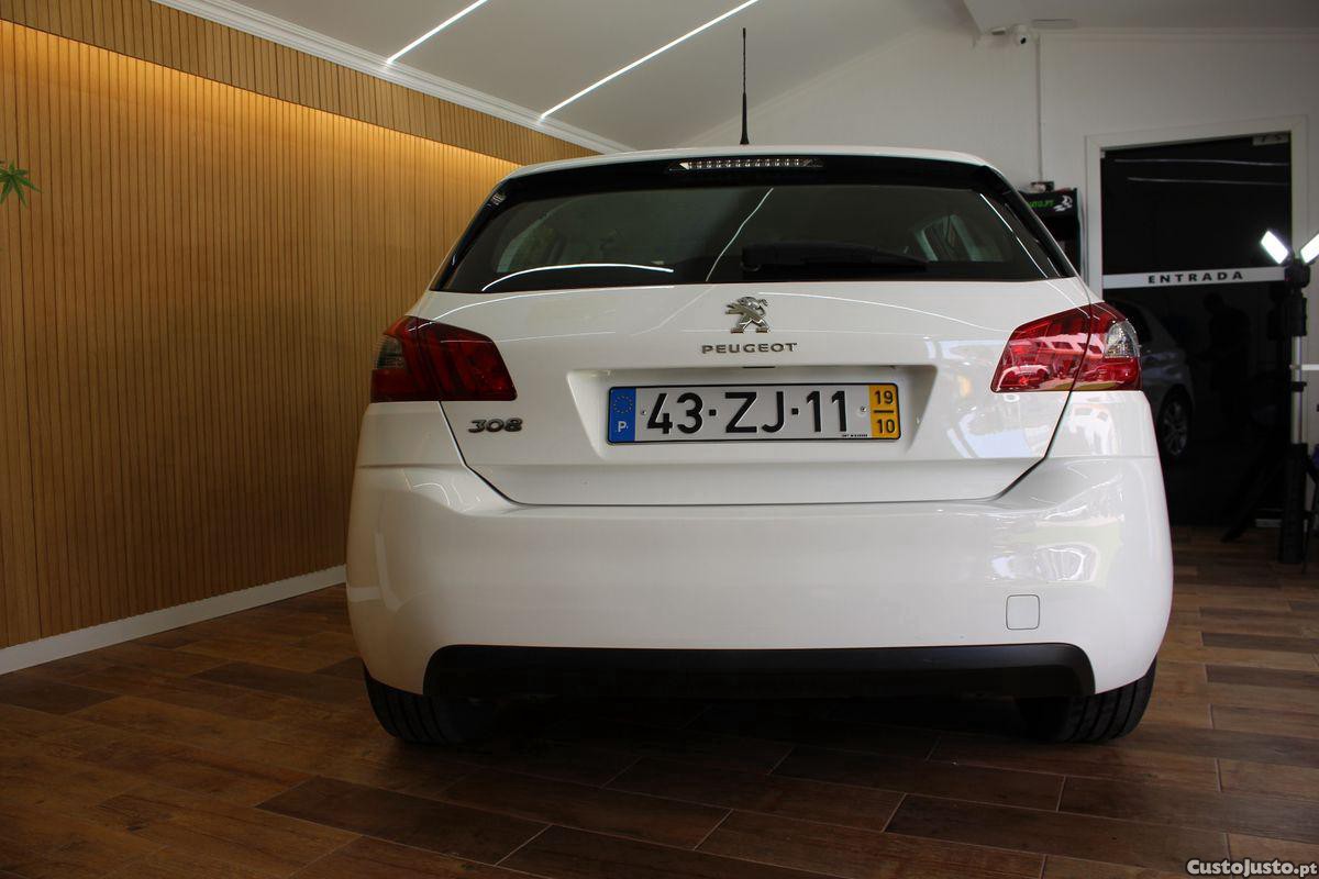 Peugeot 308 1.5 BlueHDi Active Pack — fotografia 9