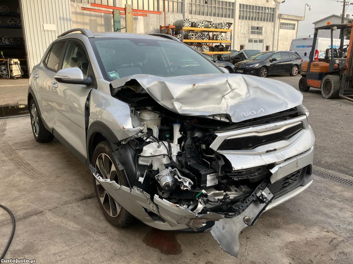 Kia Stonic (YB) 1.0 T-GDi (101 hp) - 22 foto 4