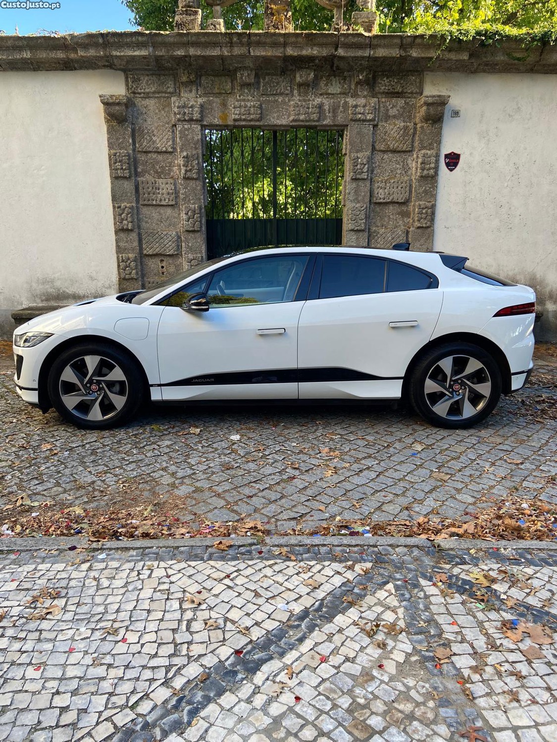 Jaguar I-Pace EV400 AWD SE — fotografia 5
