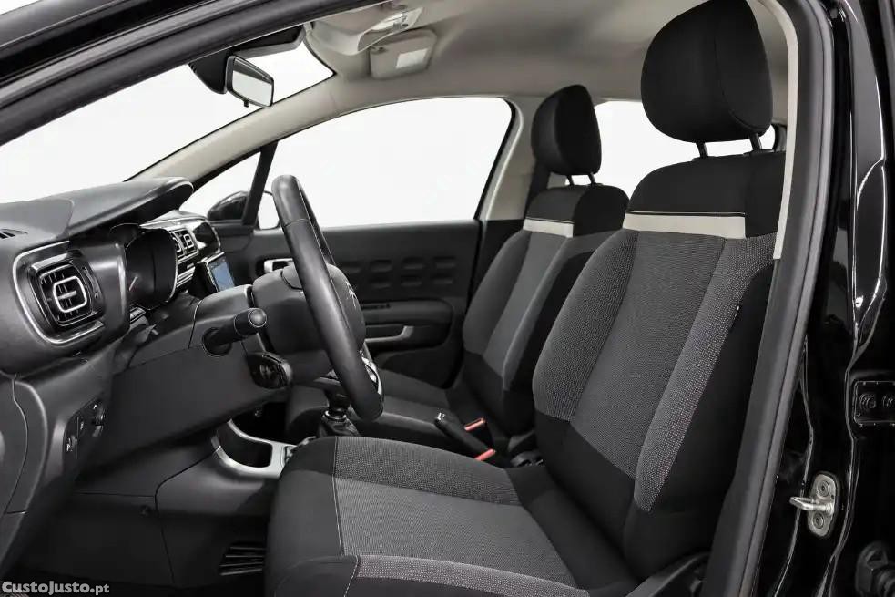 Citroën C3 Aircross PureTech 110 Stop & Start Shine - 21 — photo 5