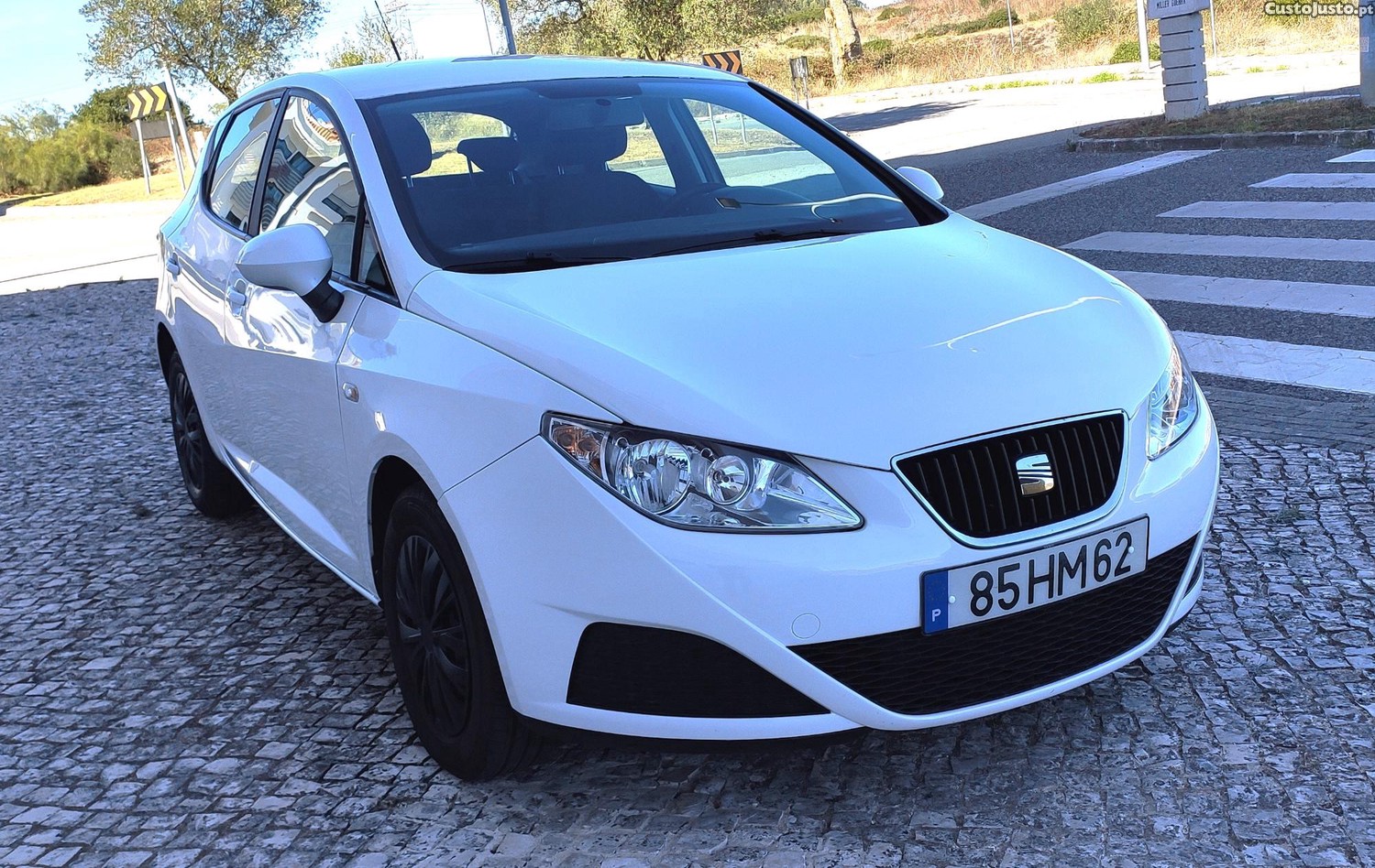 Seat Ibiza 1.4 TDI Ecomotive Nacional - 09 — photo 3